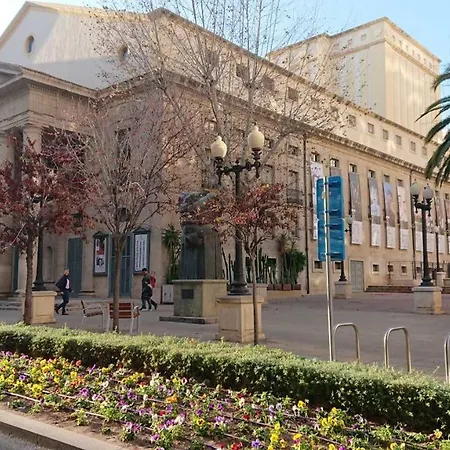 La Explanada لقنت